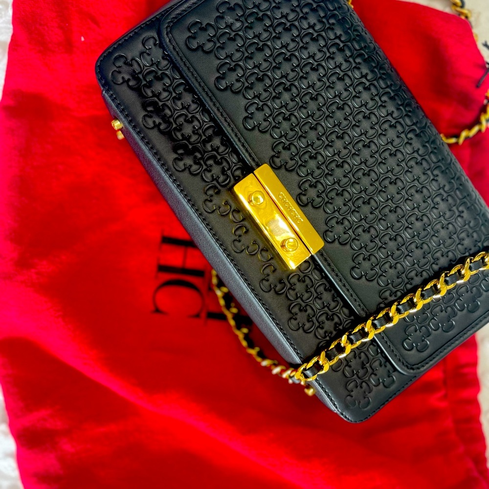 Prime condition Carolina Herrera Leather bag.No stains.No scratches.Beautiful ♥️